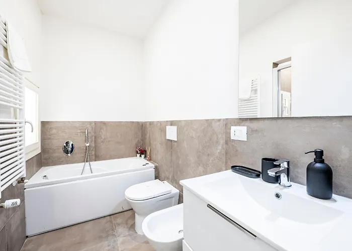 Domus San Frediano - Double Con Jacuzzi By Hotea